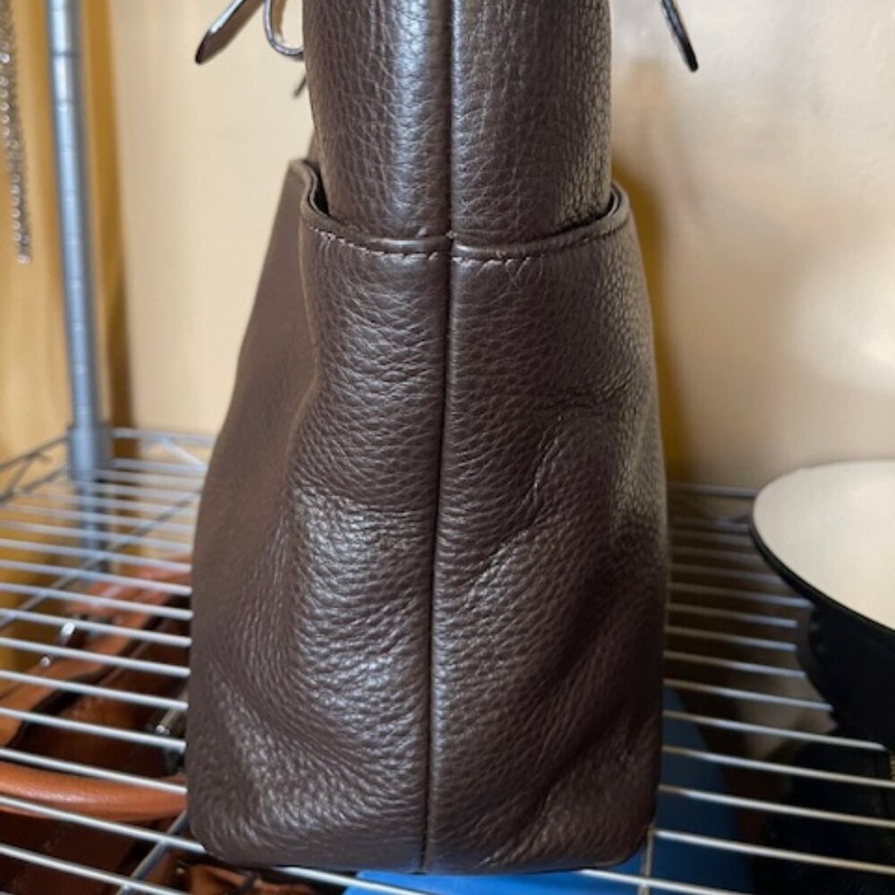 MICHAEL KORS, PEBBLED LEATHER HOBO BAG - Picture 4 of 8